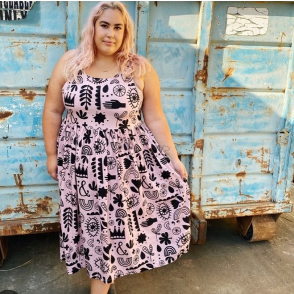 Nooworks Naomi Flash Pink Medium Some Condition Lisa Congdon